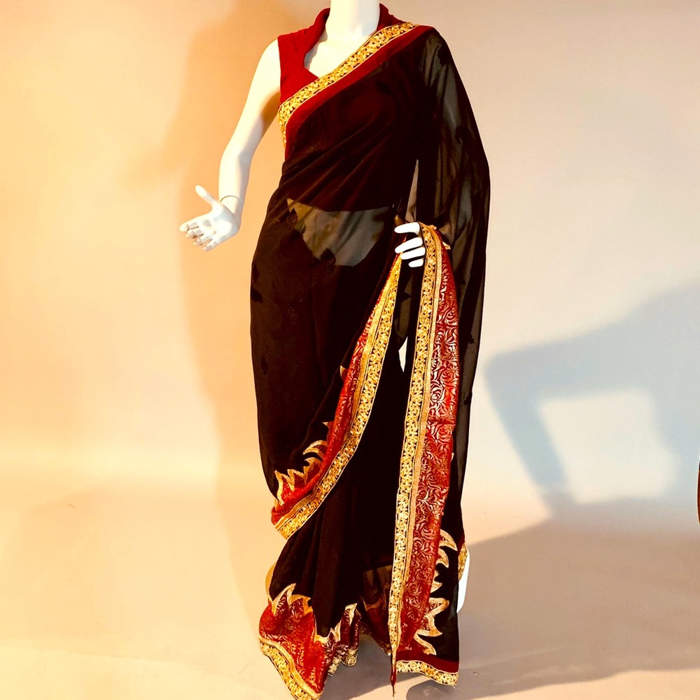 SAREE